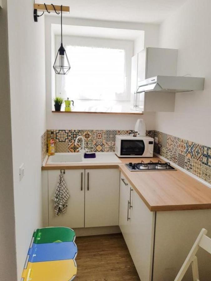 Thekeystudio, Studio Menta In Centre, 4 Minutes From The Sea Apartment Bordighera Bagian luar foto